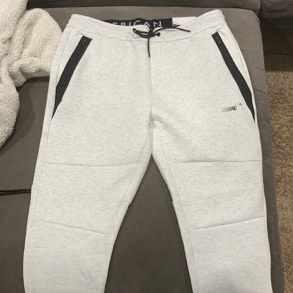American Eagle Sweats